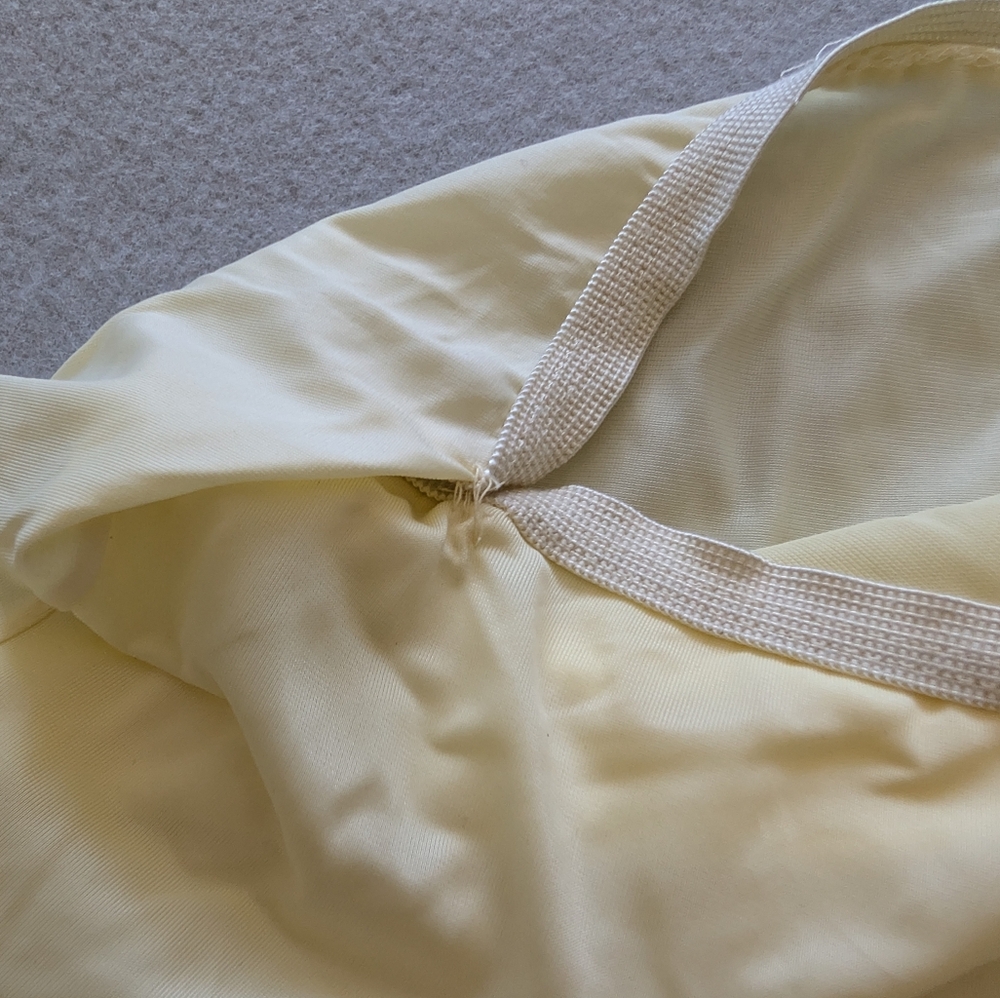 Vintage Yellow Nylon Half Slip with Floral Embroidery Scalloped Lace Trim Sz Med - Picture 8 of 12